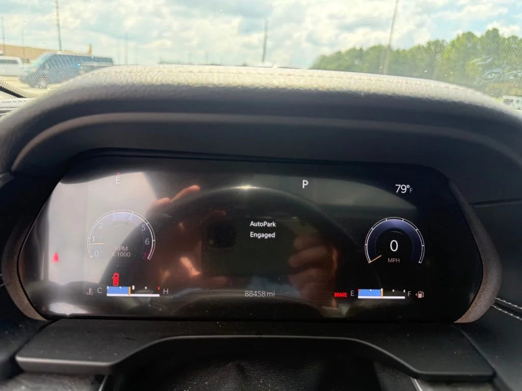 Used 2022 Gray Jeep Limited image 15