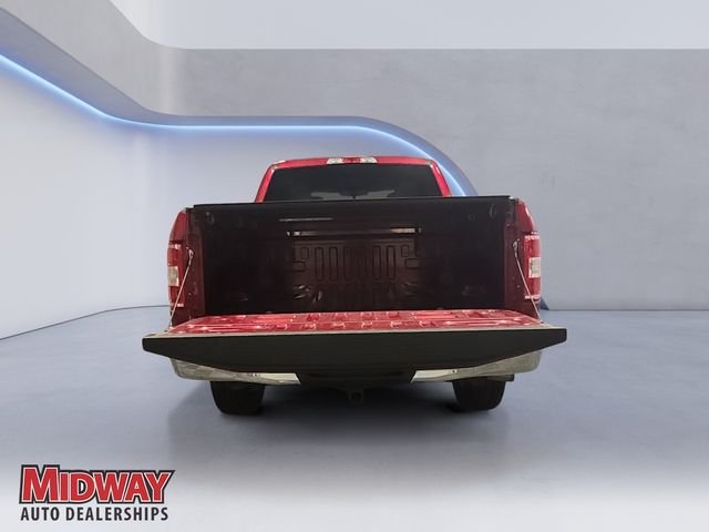 Used 2019 Red Ford XLT image 4