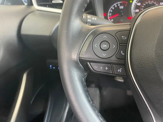 Used 2021 White Toyota SE Nightshade image 12