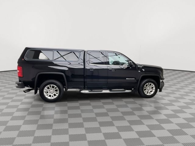 Used 2019 Onyx Black GMC SLE image 37