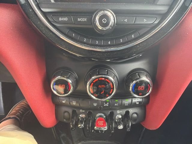 Used 2016 Blazing Red MINI Base image 11