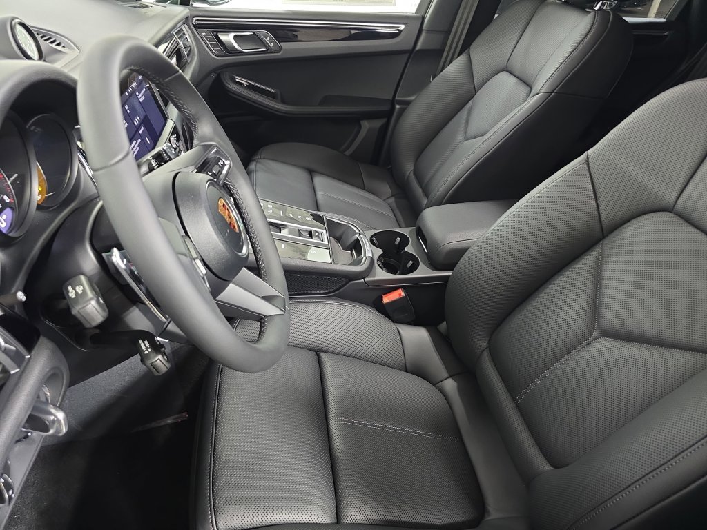 New 2026 Volcano Grey Metallic Porsche  image 5