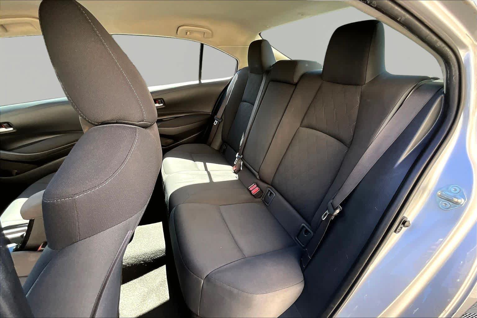 Used 2020 Classic Silver Metallic Toyota LE image 21