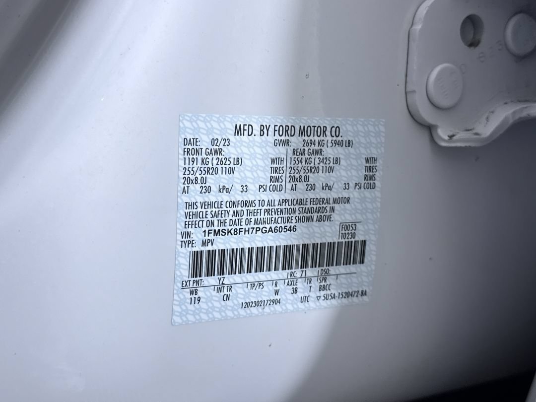 Used 2023 White Ford Limited image 11