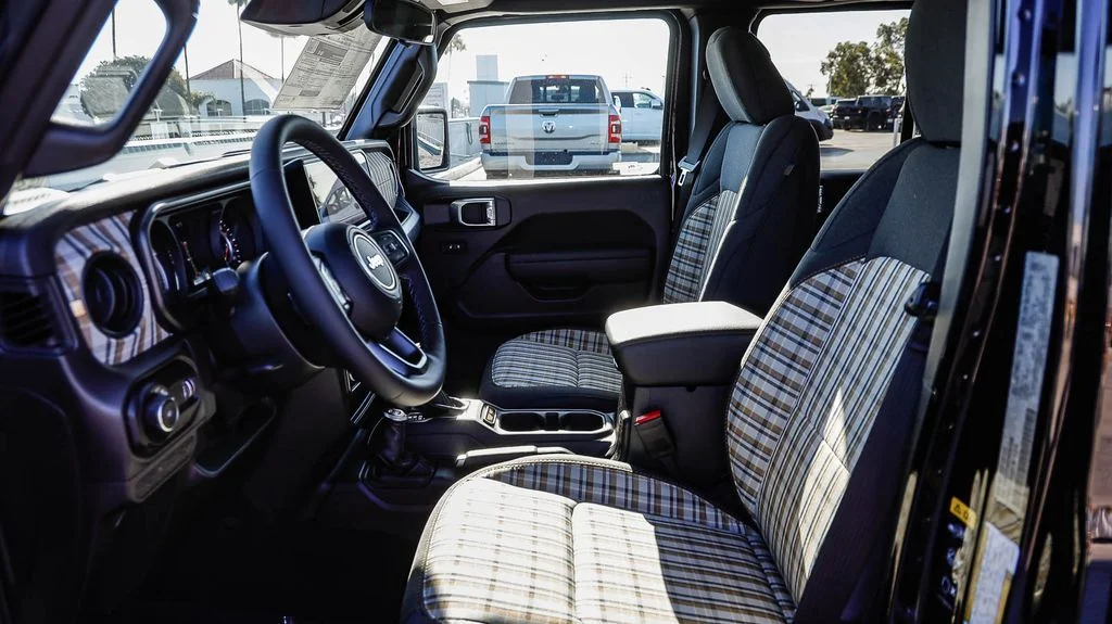 New 2026 Black Jeep 85th Anniversary Edition image 22