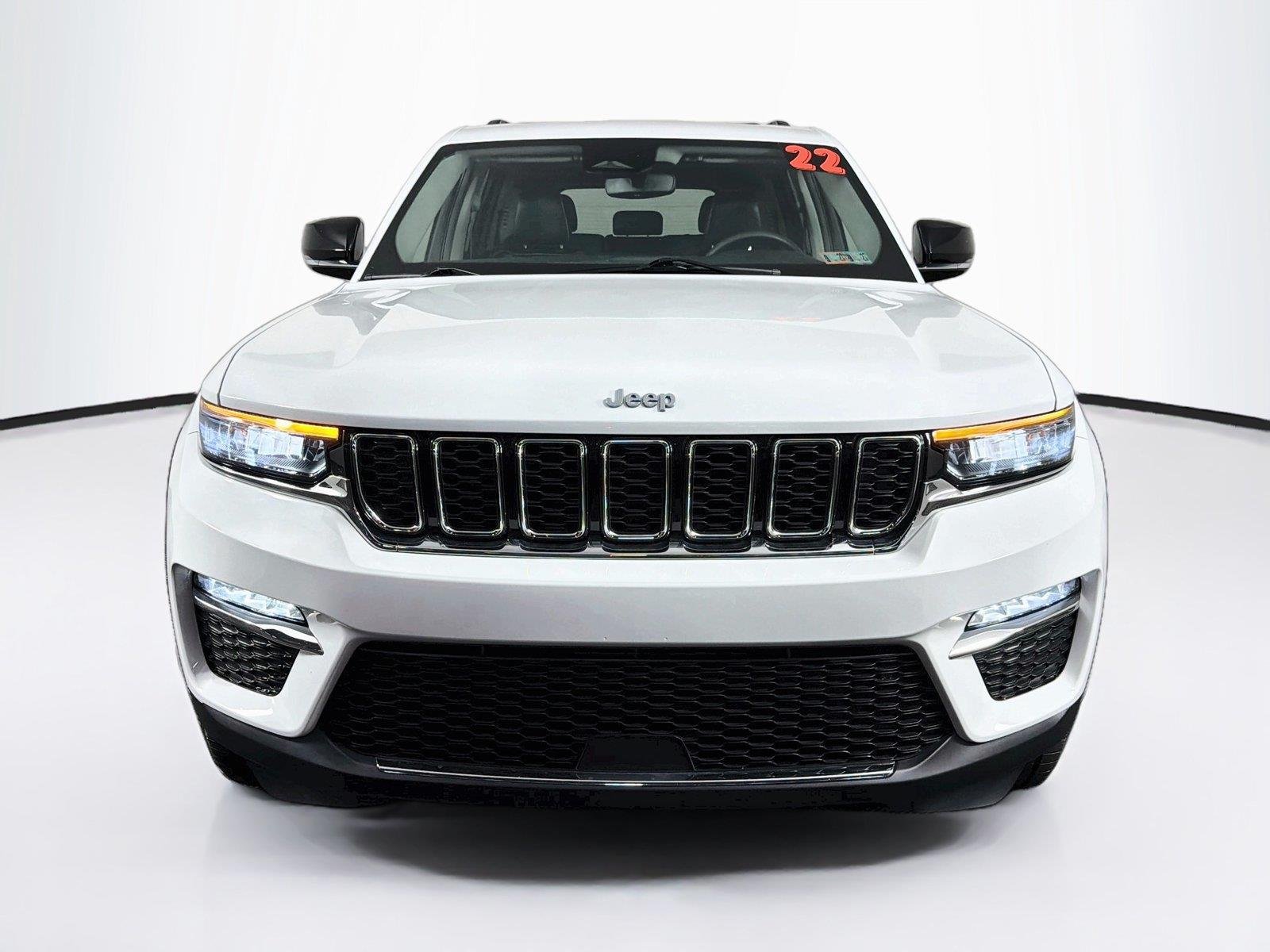 Used 2022 Bright White Clearcoat Jeep  image 6