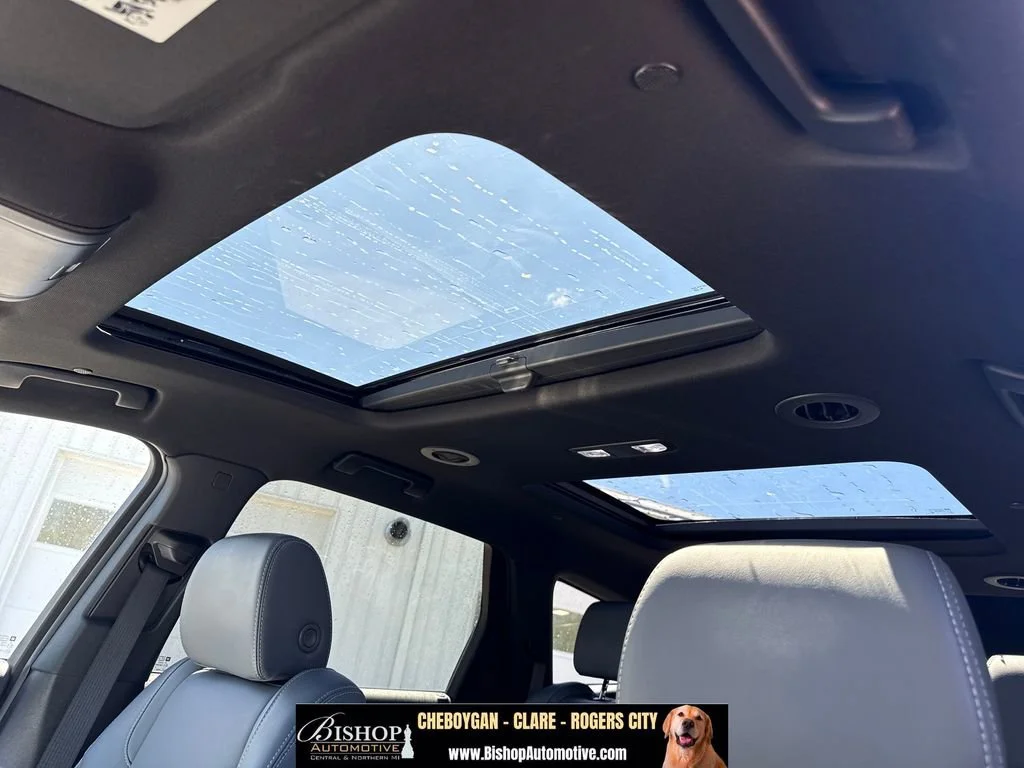 2023 Buick Enclave Essence image 10