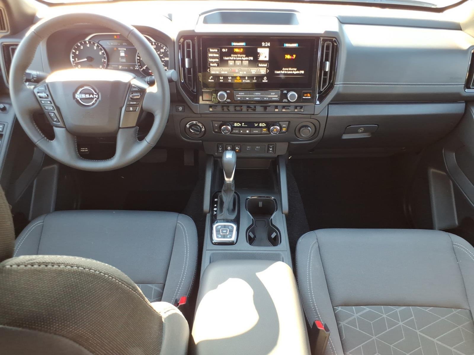 Used 2026 Boulder Gray Pearl Nissan SV image 23