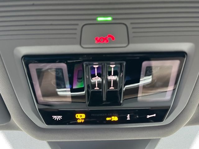 New 2026 Opal White Pearl Volkswagen 2.0T SE w/Technology image 38