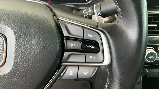 Used 2022  Honda Sport image 9