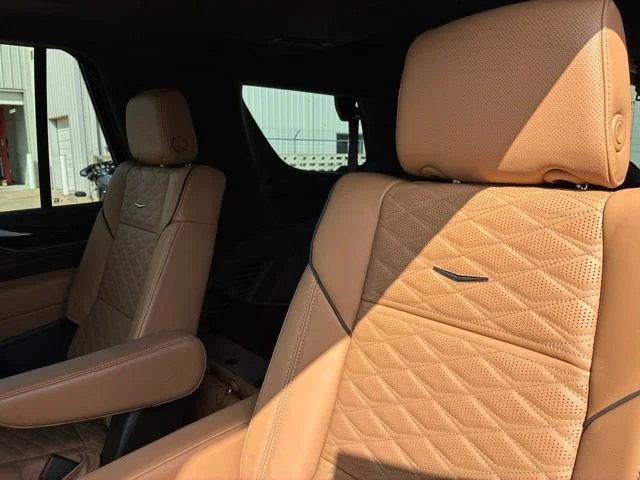 Used 2024 Green Cadillac Sport image 10