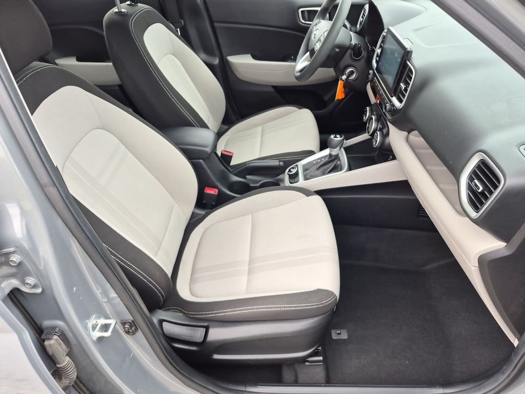 Used 2020 Gray Hyundai SEL image 27