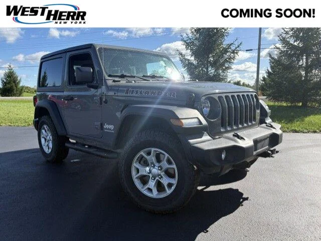 Used 2021 Sting-Gray Clearcoat Jeep Islander image 1