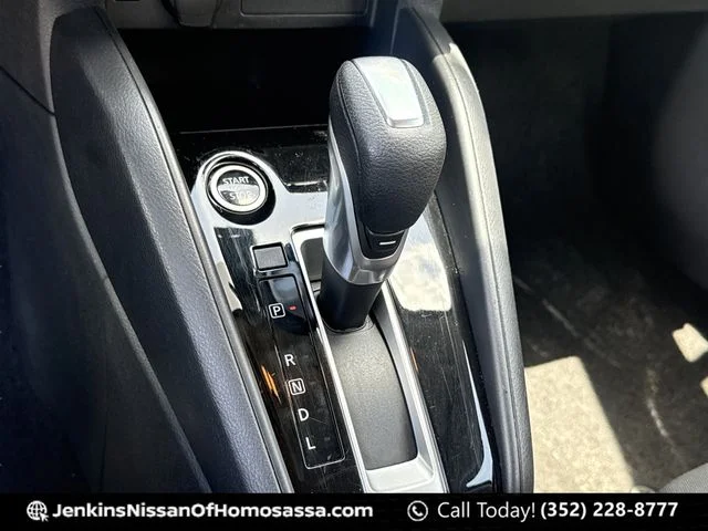 Used 2024 Black Nissan 1.6 SR image 41