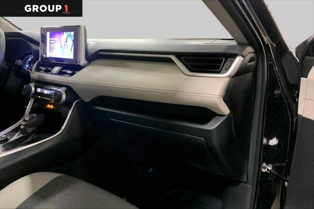 Certified Used 2025 MIDNIGHT BLACK METAL Toyota  image 19