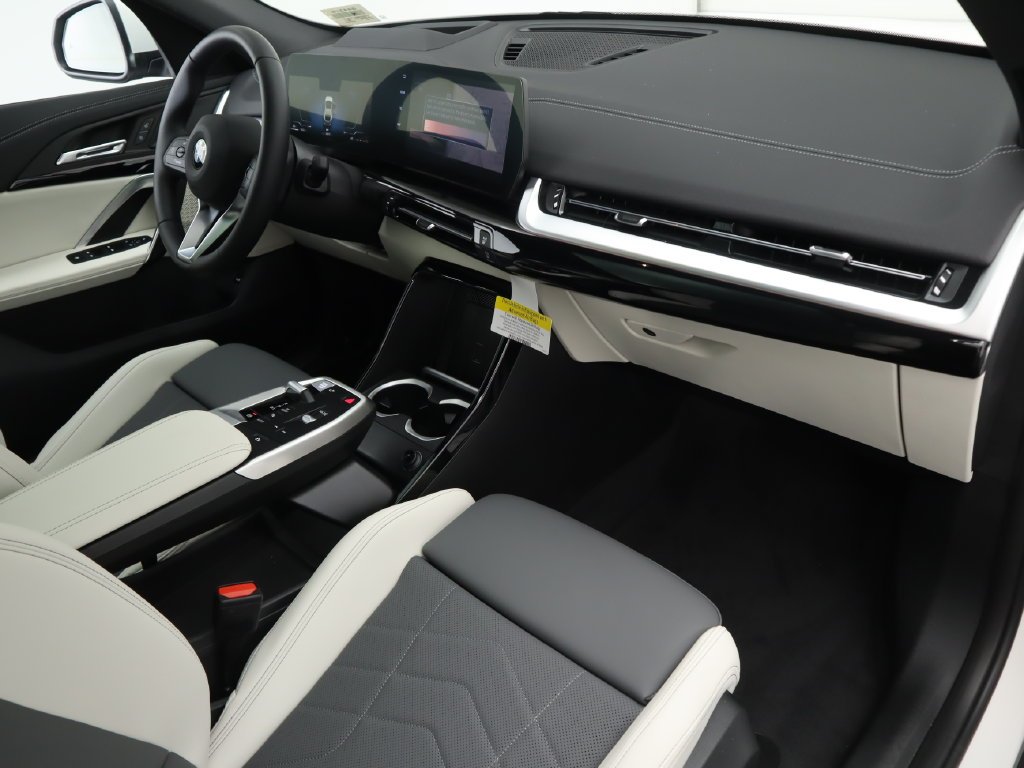Certified Used 2026 Alpine White BMW xDrive28i image 19