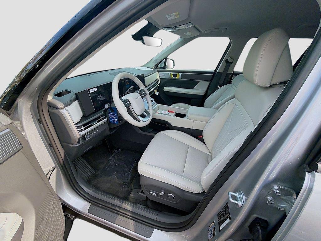 New 2026 Shimmering Silver Hyundai SEL FWD image 14