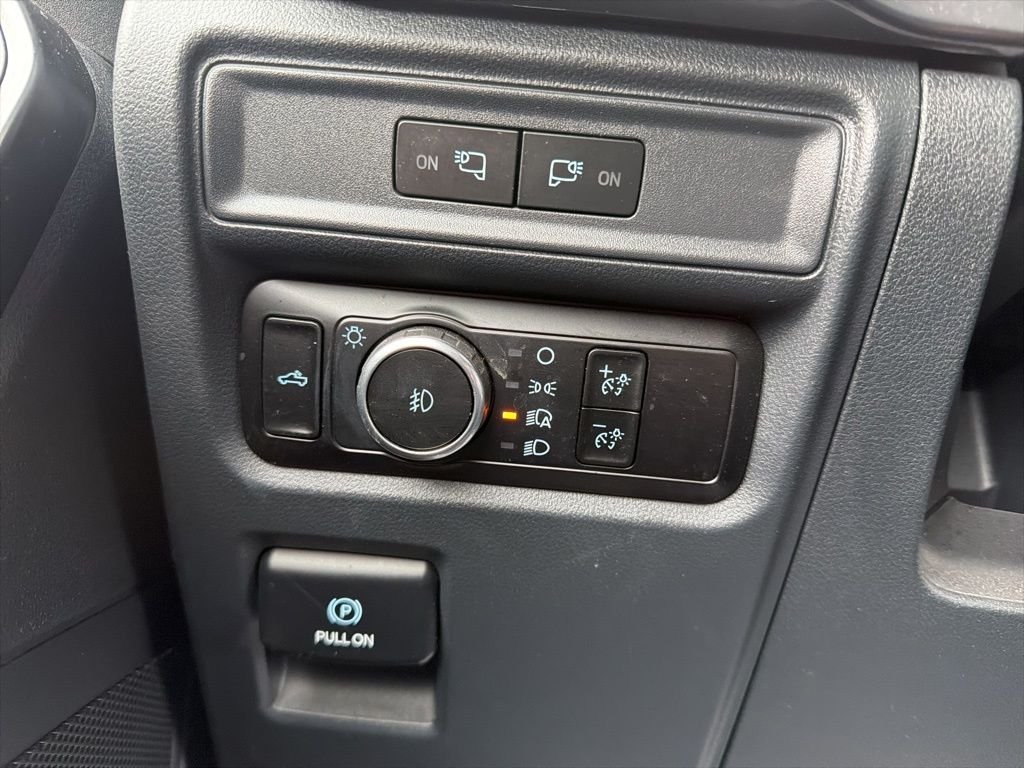 Used 2023 Black Ford XL image 19