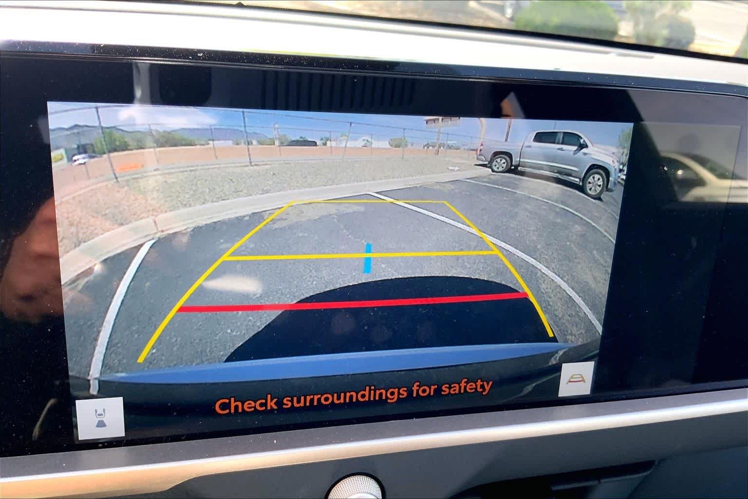 2026 Toyota Crown XLE - Photo 28