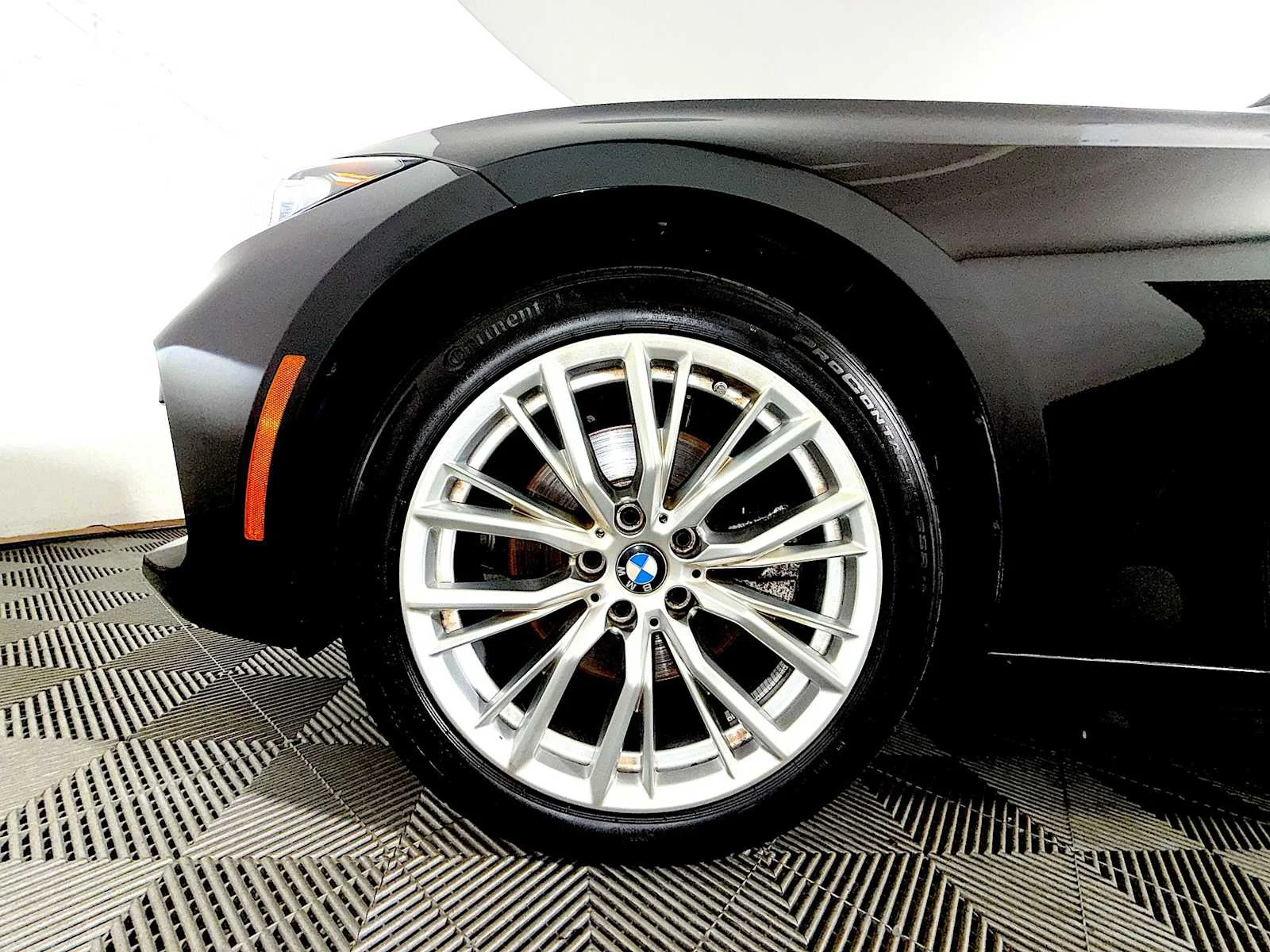 Used 2024 Jet Black BMW 330i xDrive image 8