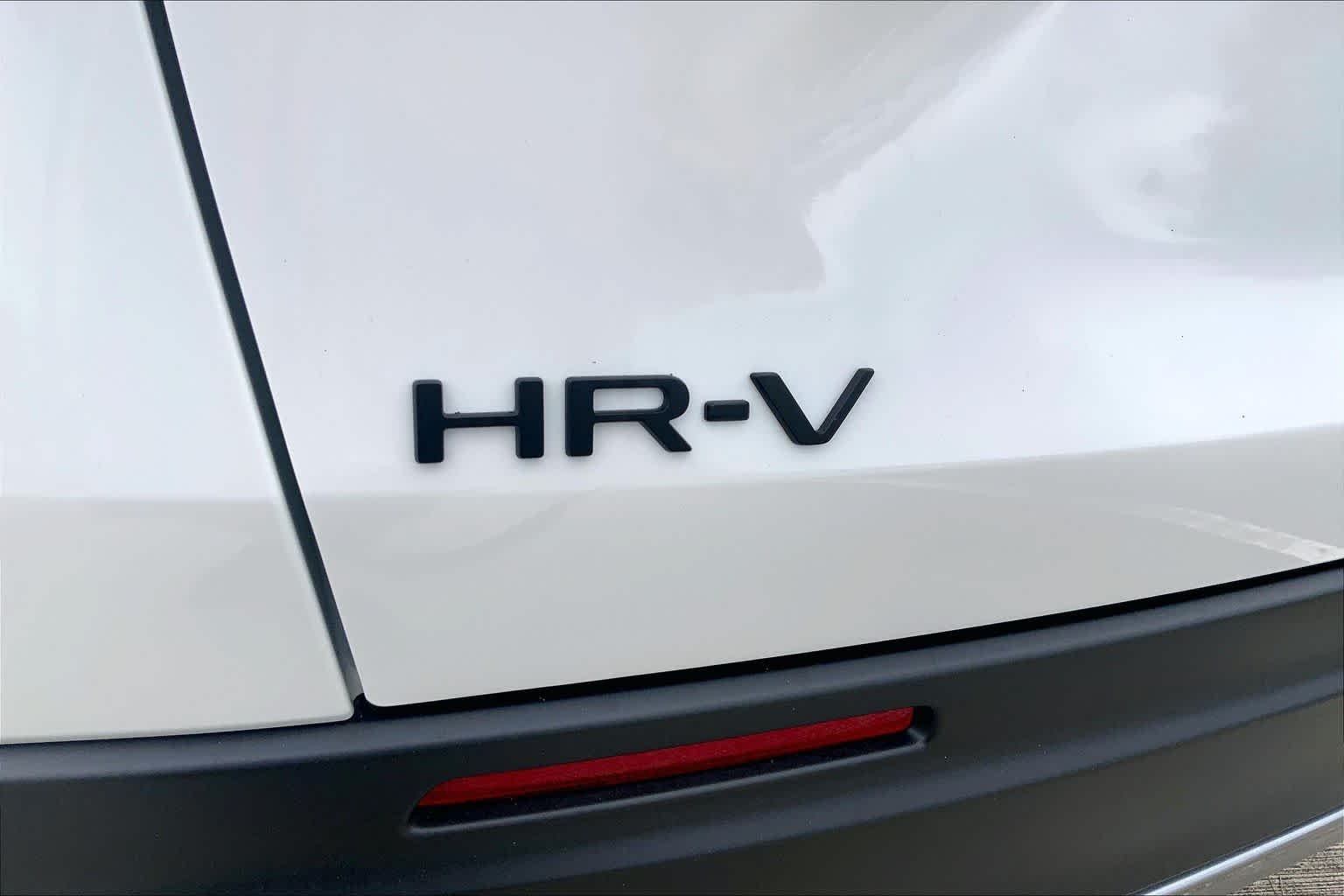 New 2027 Platinum White Pearl Honda Sport 2WD image 15