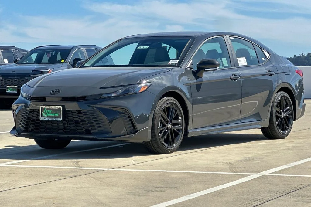 New 2026 Underground Toyota  SE image 8