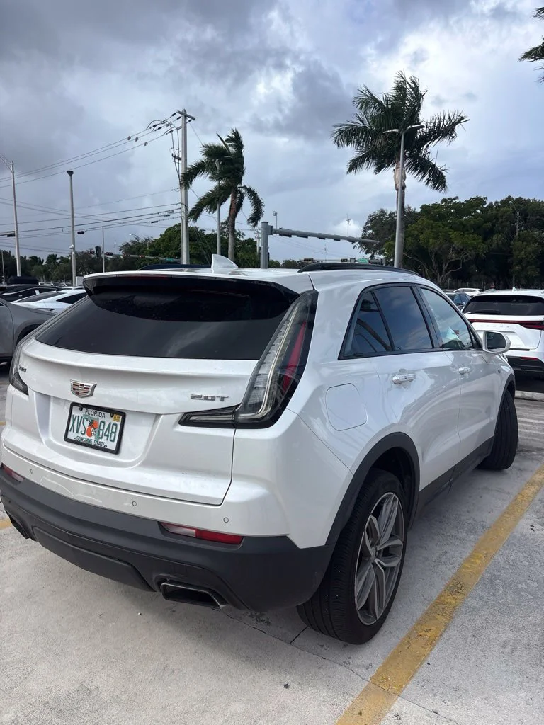 Used 2019 Crystal White Tricoat Cadillac Sport image 5