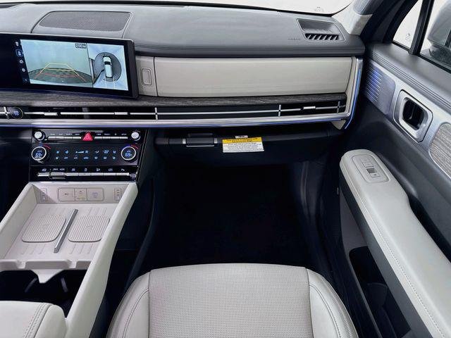 New 2027 Silver Hyundai Calligraphy AWD image 45