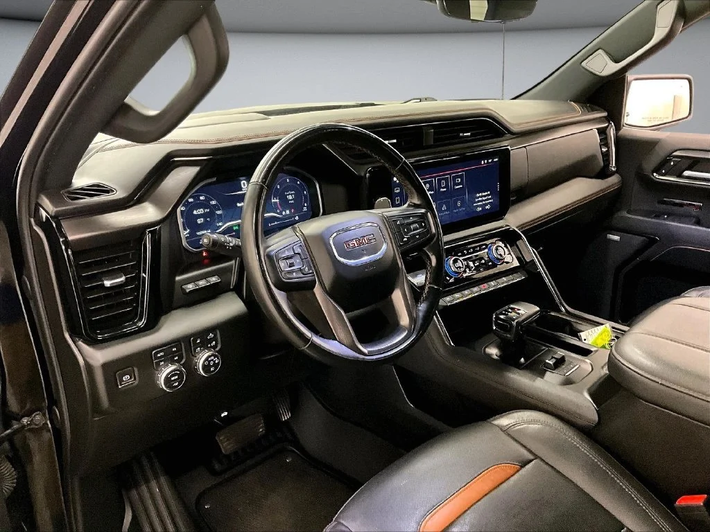 Used 2024 Black GMC AT4 image 18
