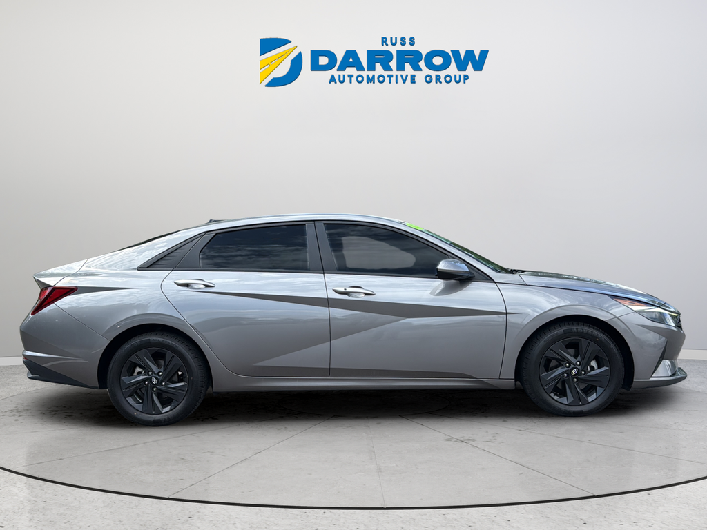 Used 2023 Silver Hyundai SEL image 6