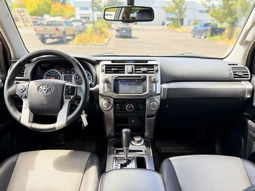 Used 2016 Gray Toyota SR5 Premium image 23