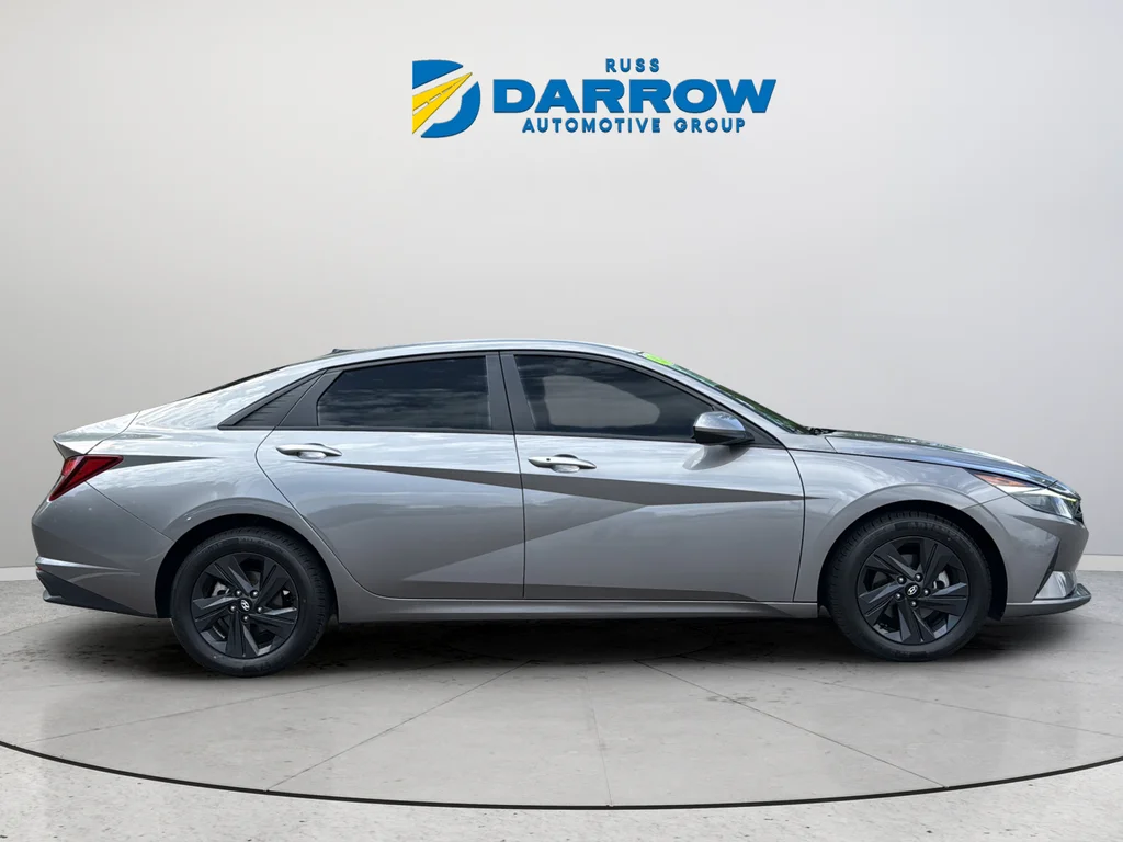 Used 2023 Silver Hyundai SEL image 6