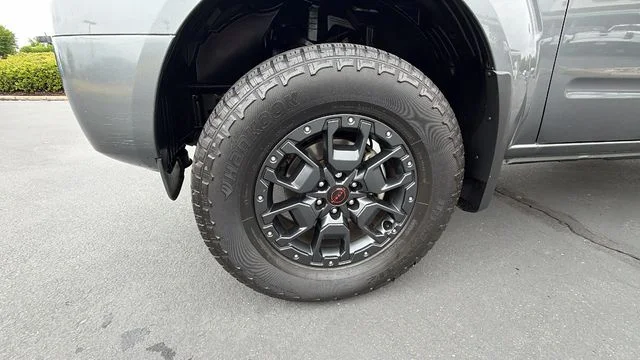 Used 2020 Gray Nissan SV image 10