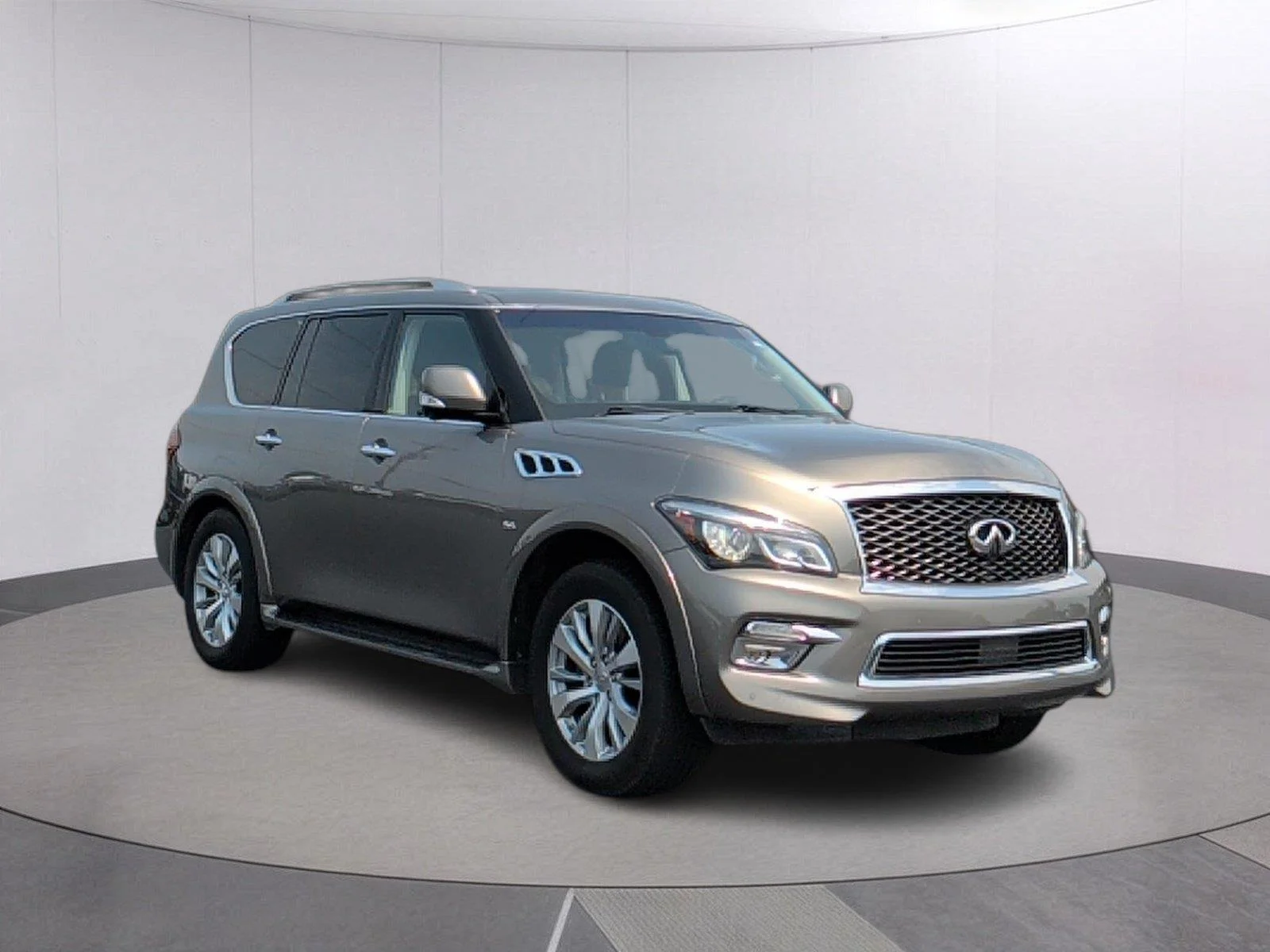 Used 2017 Majestic White INFINITI RWD image 7