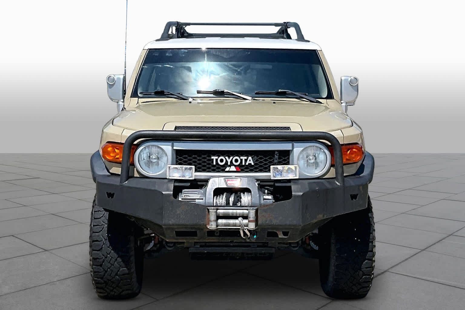 Used 2011 Quicksand Toyota  image 3