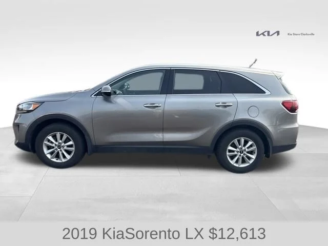 Used 2019 Silver Kia LX image 5