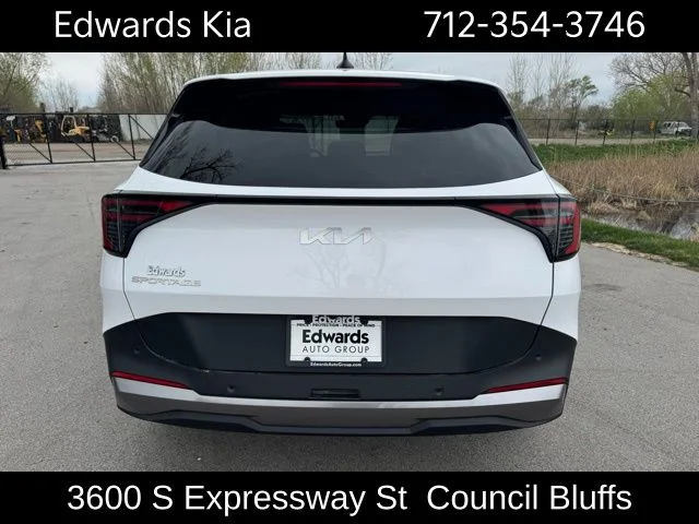 2026 Kia Sportage EX - Photo 8