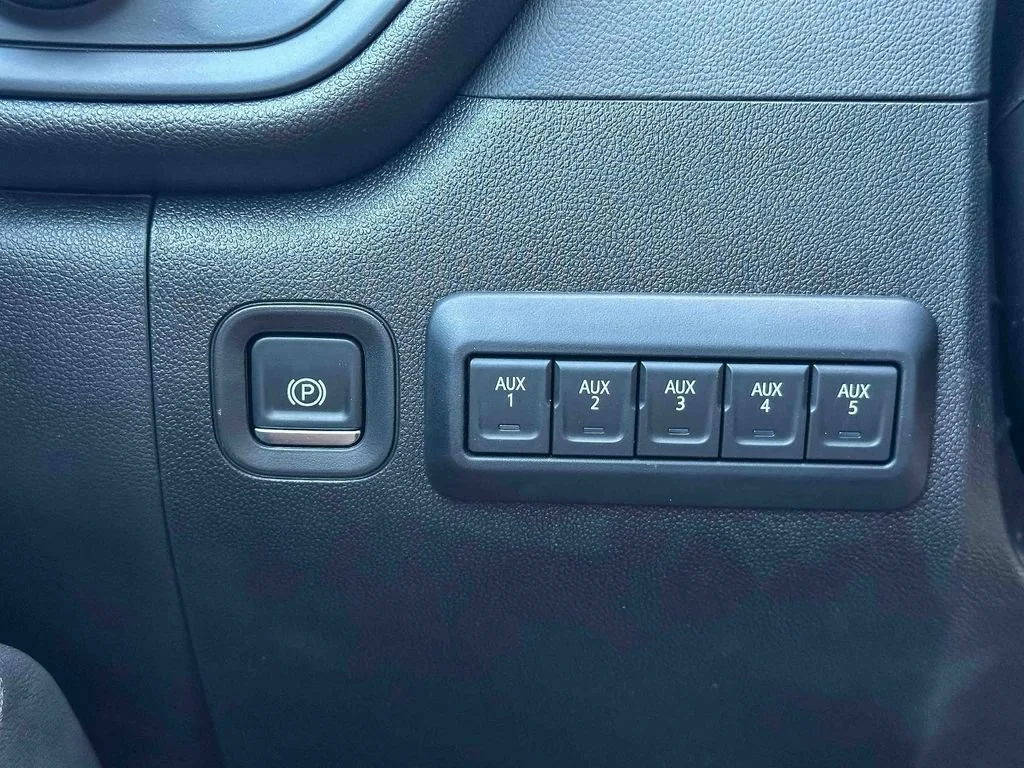 2025 Chevrolet Silverado 2500 HD Work Truck - Photo 33