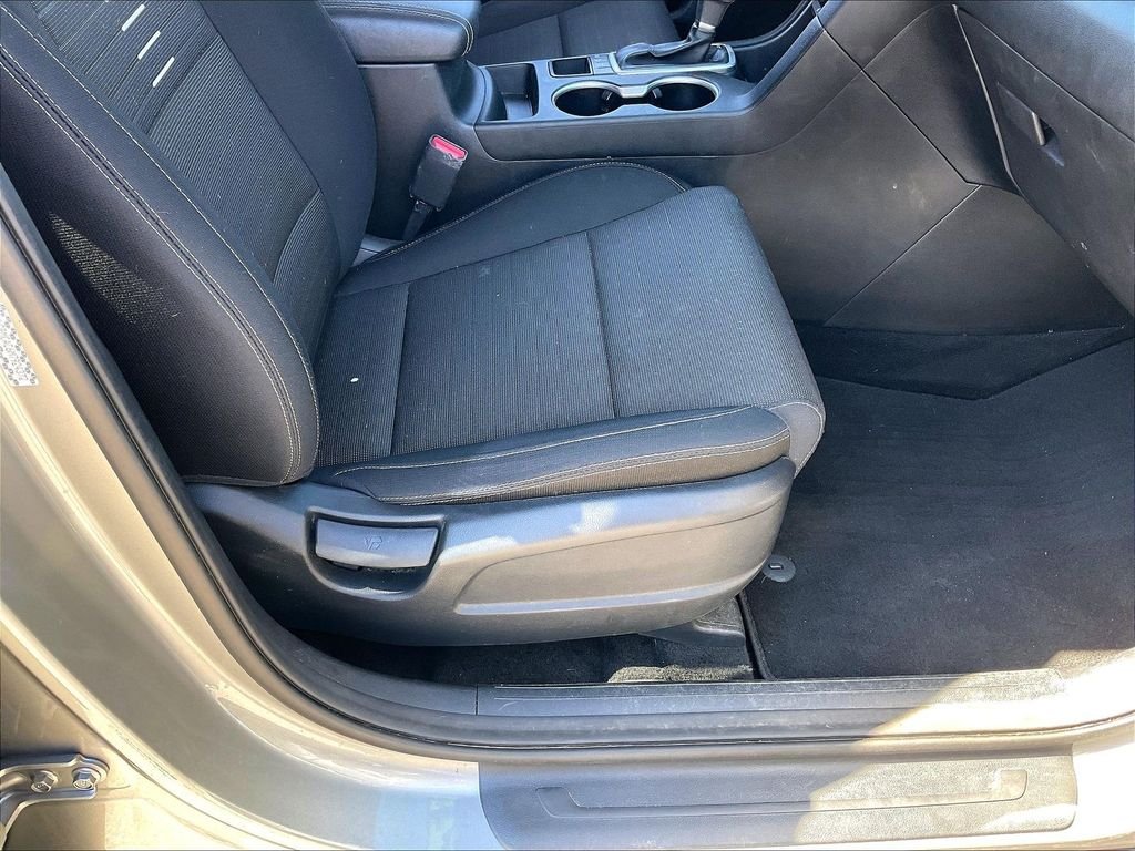 Used 2021 Steel Gray Kia LX image 35