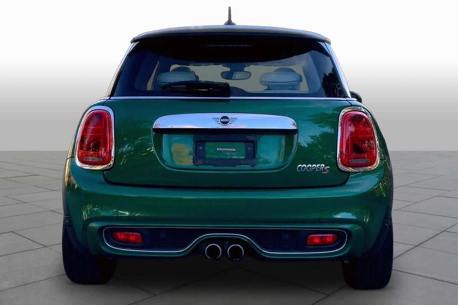 Used 2020 British Racing Green IV Metallic MINI Cooper S image 4