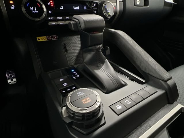 2025 Toyota Tacoma TRD Sport - Photo 16