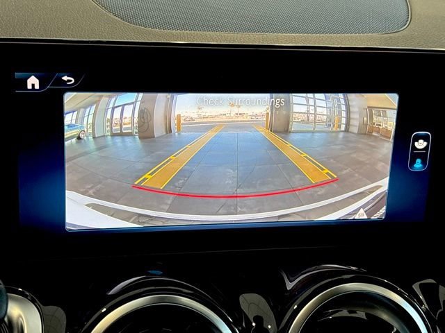New 2026 Polar White Mercedes-Benz GLB 250 image 52