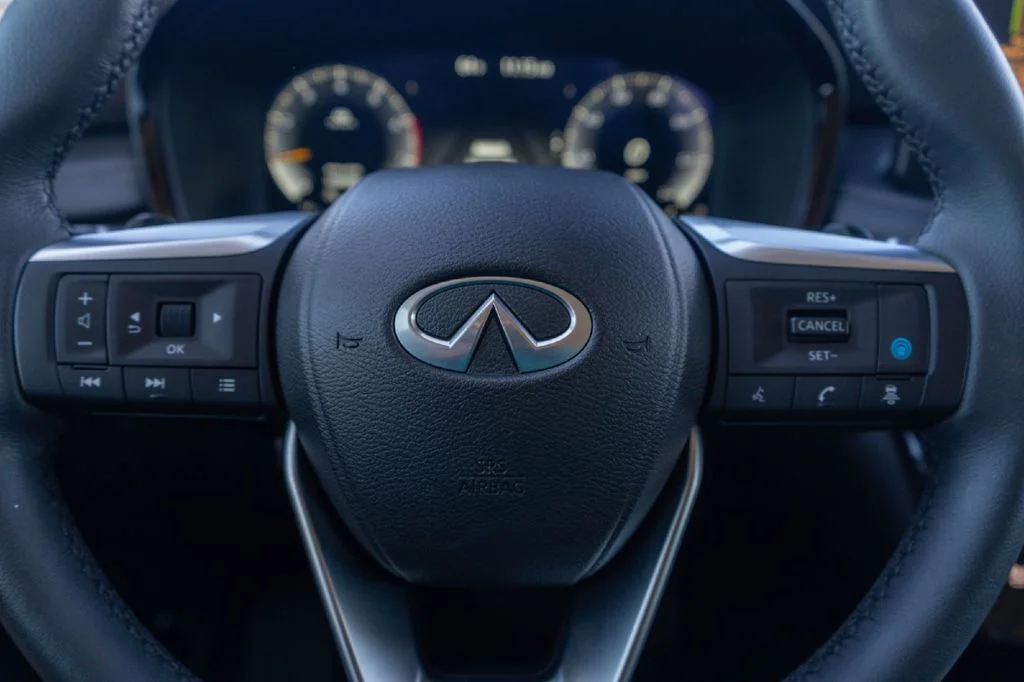 2025 INFINITI QX60 LUXE - Photo 10