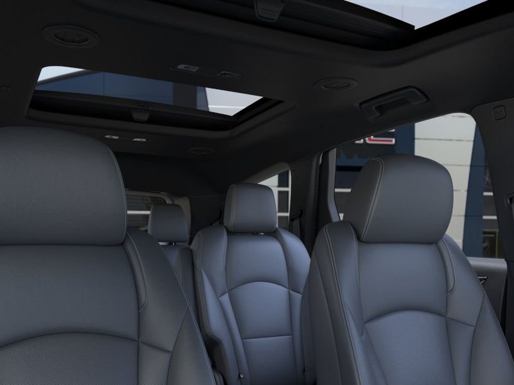 Used 2024 WHITE FROST TRICOAT Buick Essence image 24