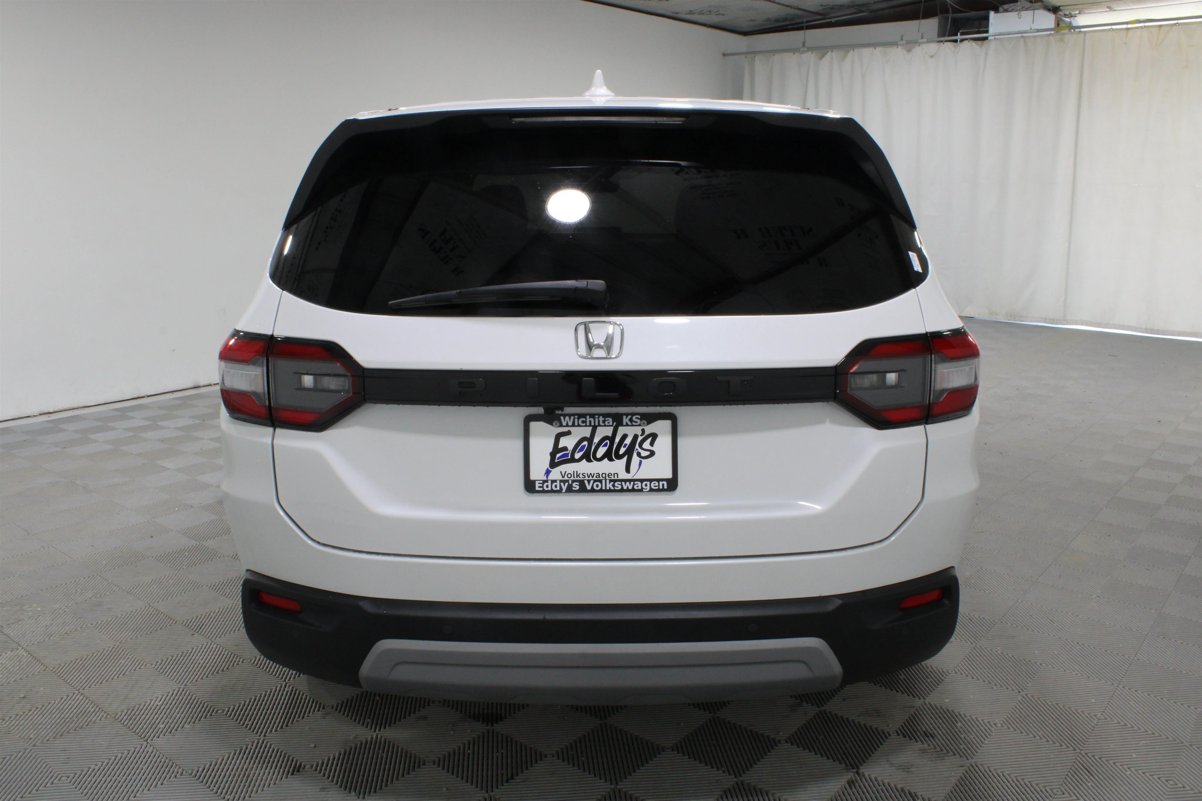 2025 Honda Pilot EX-L - Photo 30