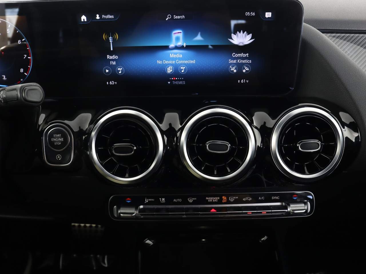 Used 2023 Night Black Mercedes-Benz GLA 250 image 12