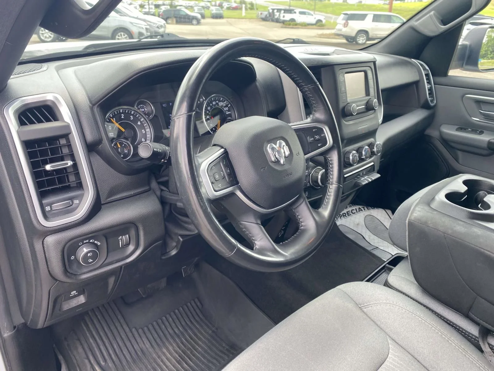 Used 2021 White Ram Big Horn/Lone Star image 17