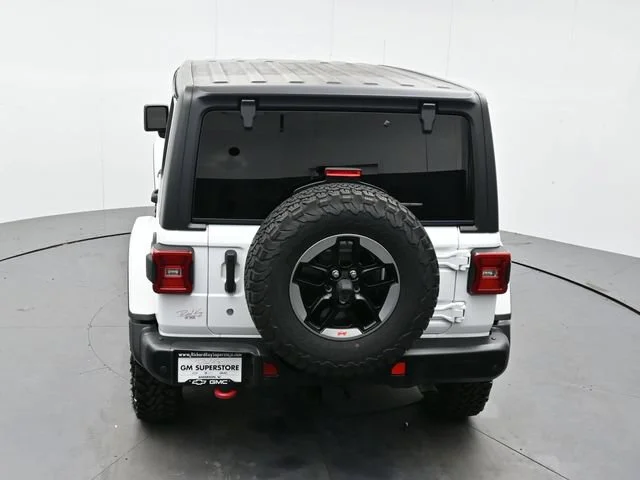 Used 2018 Bright White Clearcoat Jeep Rubicon image 34