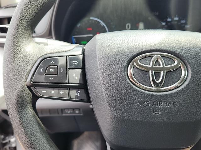Certified Used 2025 CELESTIAL SILVER Toyota  image 19