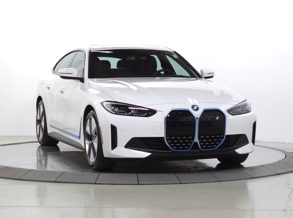 Used 2023 Alpine White BMW eDrive40 image 1